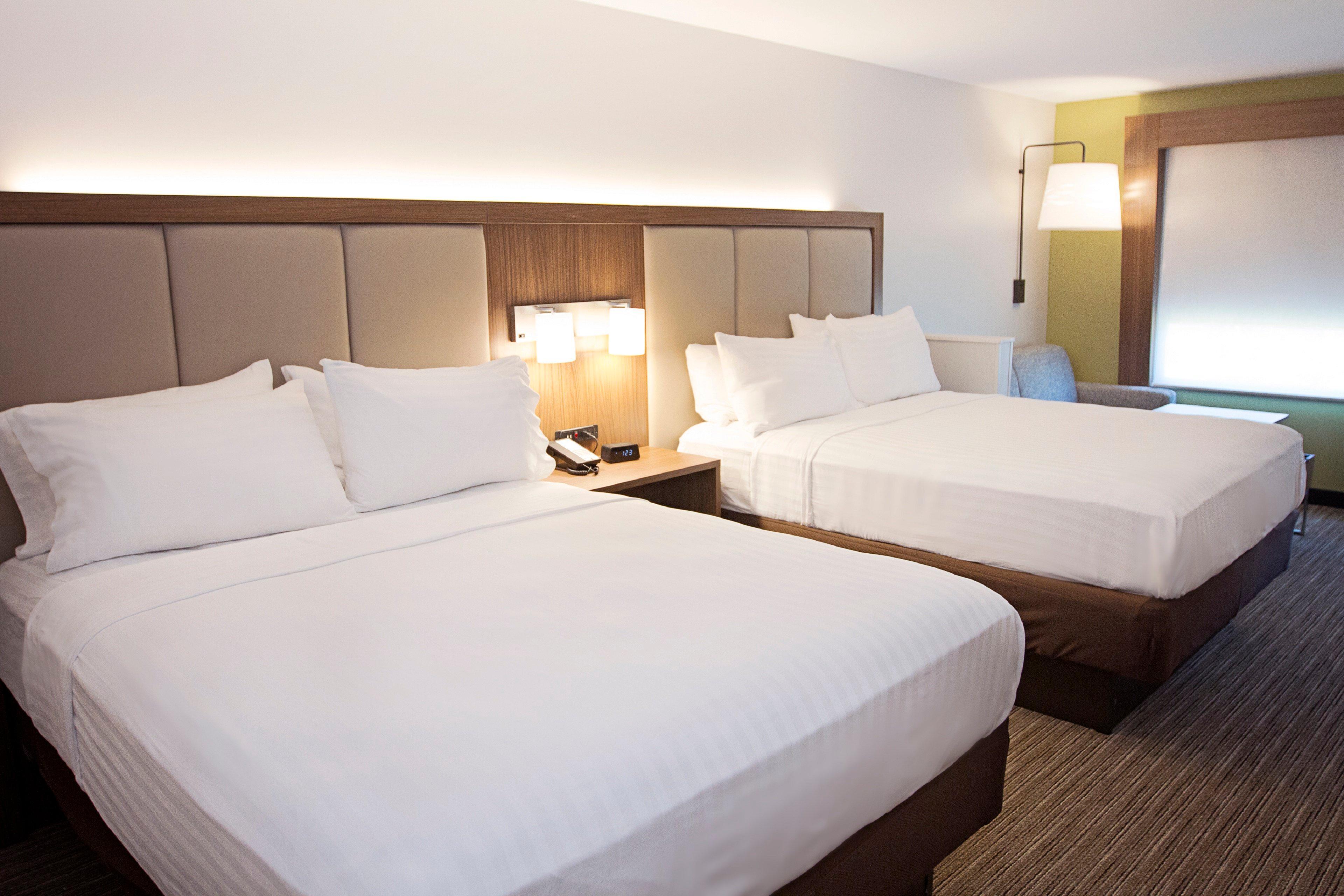 Holiday Inn Express & Suites Greenwood Mall By Ihg Exterior photo